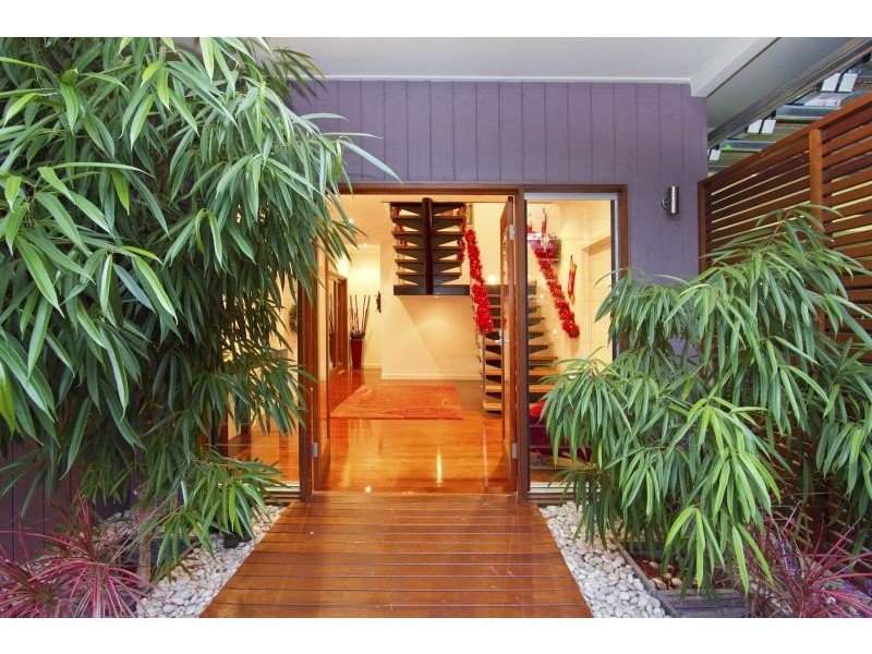 2 Queenley Close, Edge Hill QLD 4870