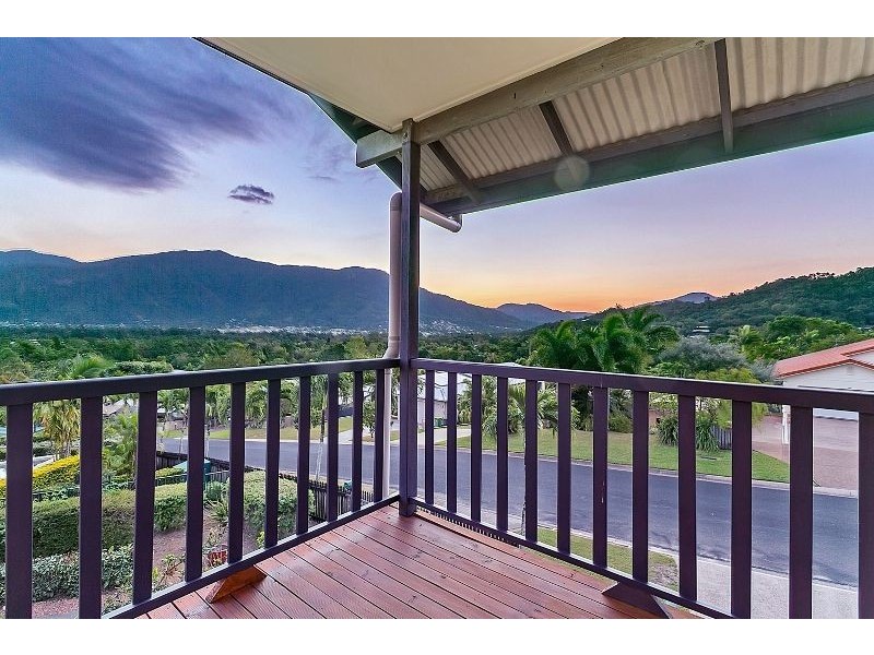 10 Tolson Close, Brinsmead QLD 4870