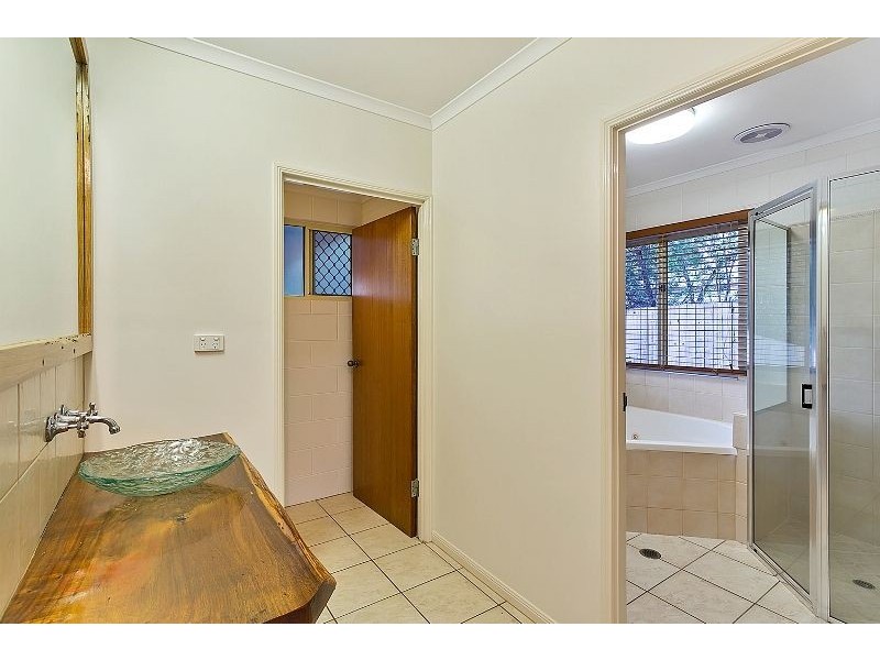 10 Tolson Close, Brinsmead QLD 4870