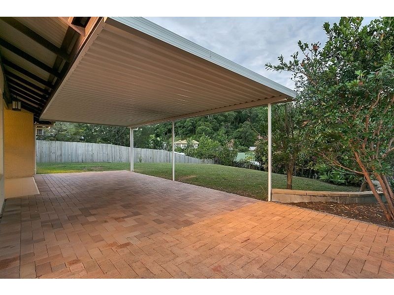 10 Tolson Close, Brinsmead QLD 4870