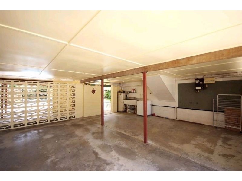 141-143 McCormack Street, Manunda QLD 4870