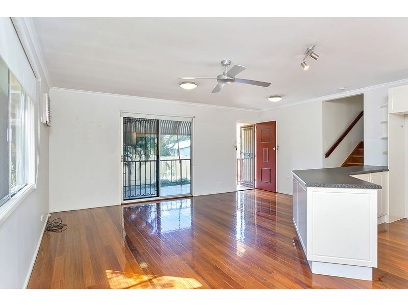 141-143 McCormack Street, Manunda QLD 4870