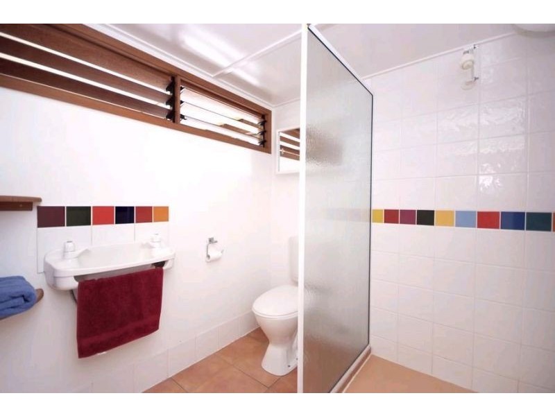 141-143 McCormack Street, Manunda QLD 4870
