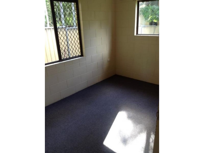 68 Irene Street, Mooroobool QLD 4870