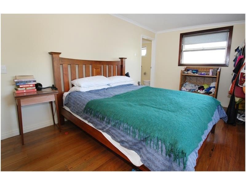 39 Smith Street, Cairns North QLD 4870