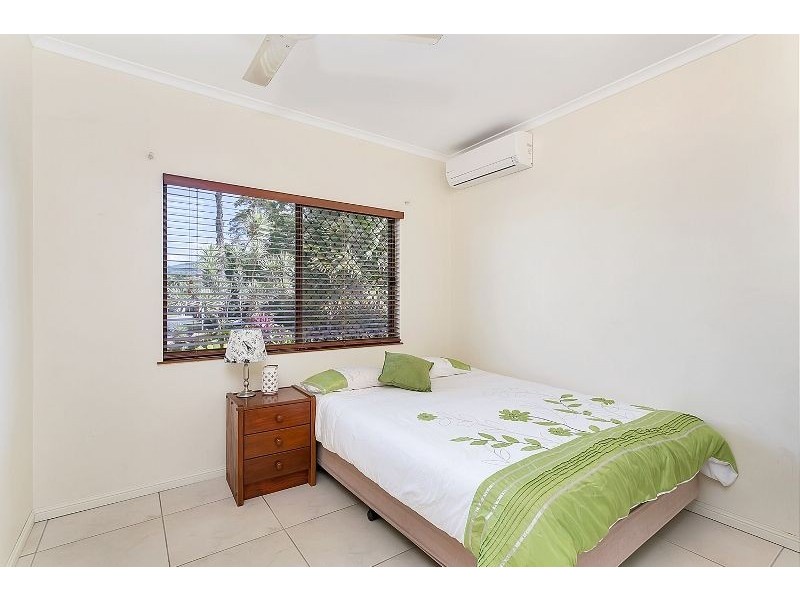 3 Begonia Place, Mooroobool QLD 4870