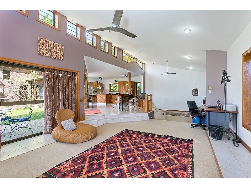 172 Sydney Street, Bayview Heights QLD 4868