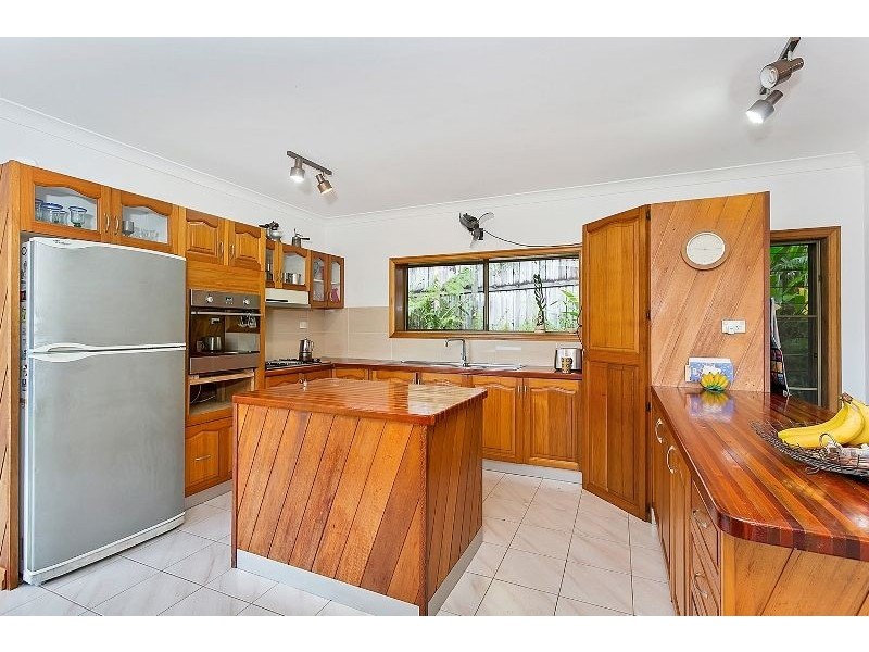 172 Sydney Street, Bayview Heights QLD 4868