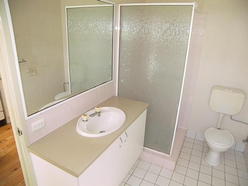 11/15 Keith Street, Whitfield QLD 4870