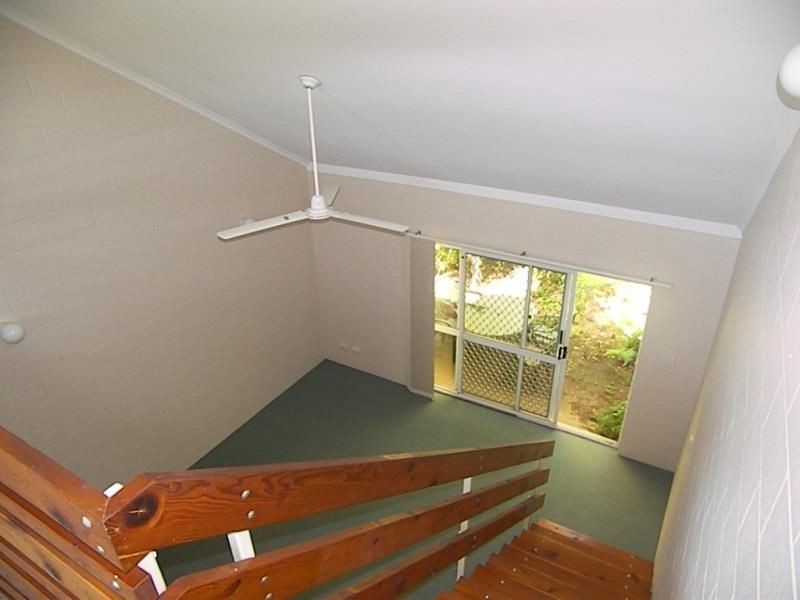 11/15 Keith Street, Whitfield QLD 4870