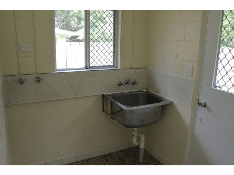 31A Enmore Street, Manoora QLD 4870