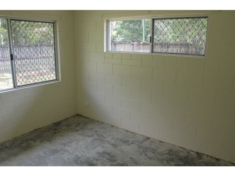 31A Enmore Street, Manoora QLD 4870