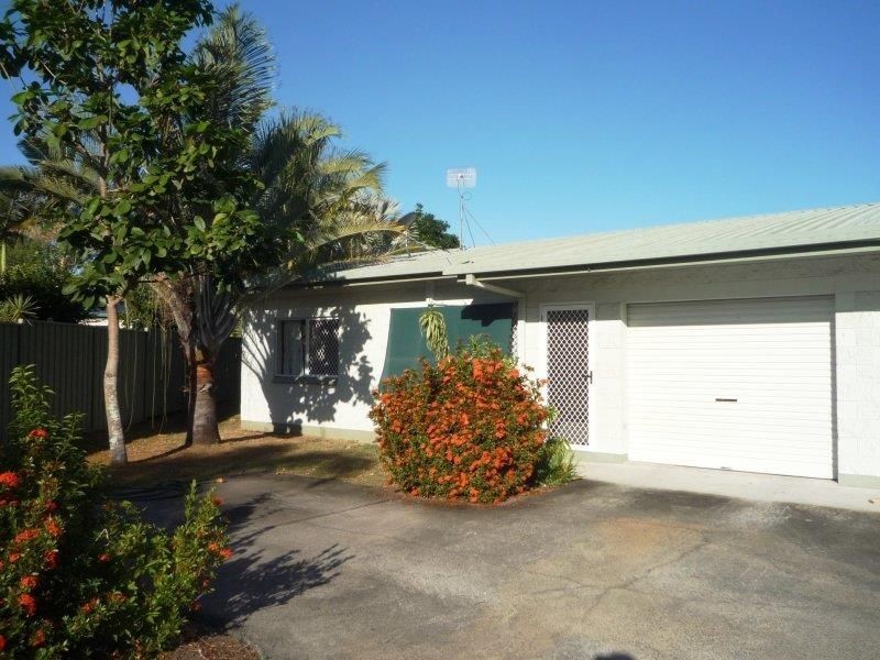 2/14 Bamboo Street, Holloways Beach QLD 4878