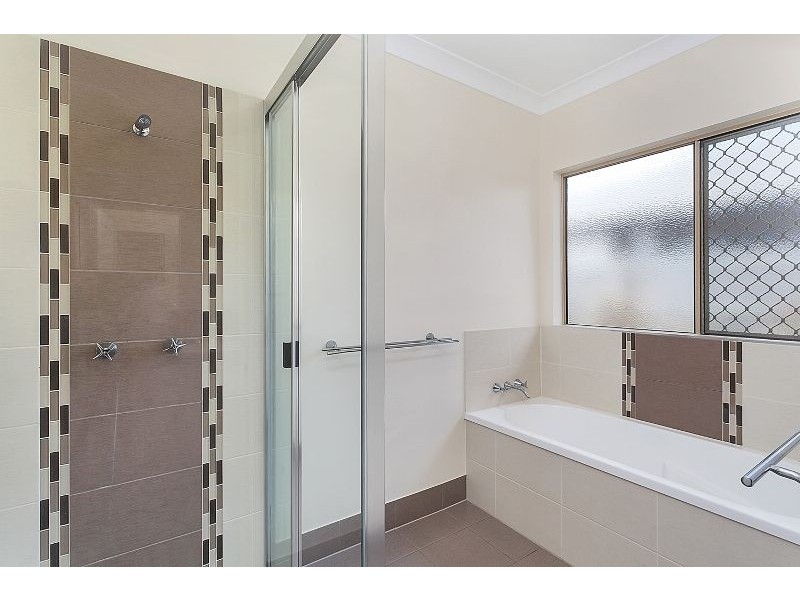 147 Fitzmaurice Drive, Bentley Park QLD 4869