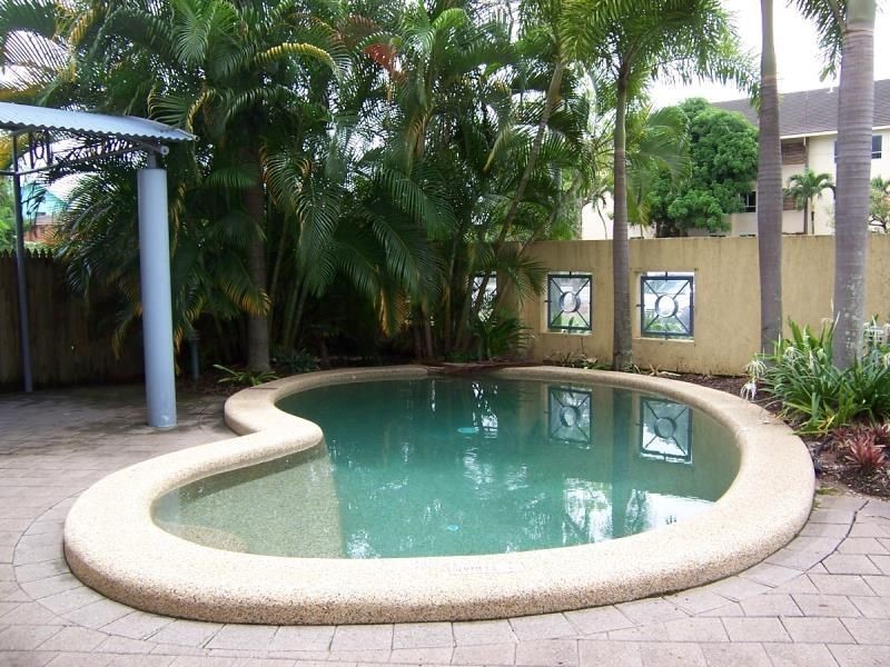 6/205 McLeod Street, Cairns North QLD 4870