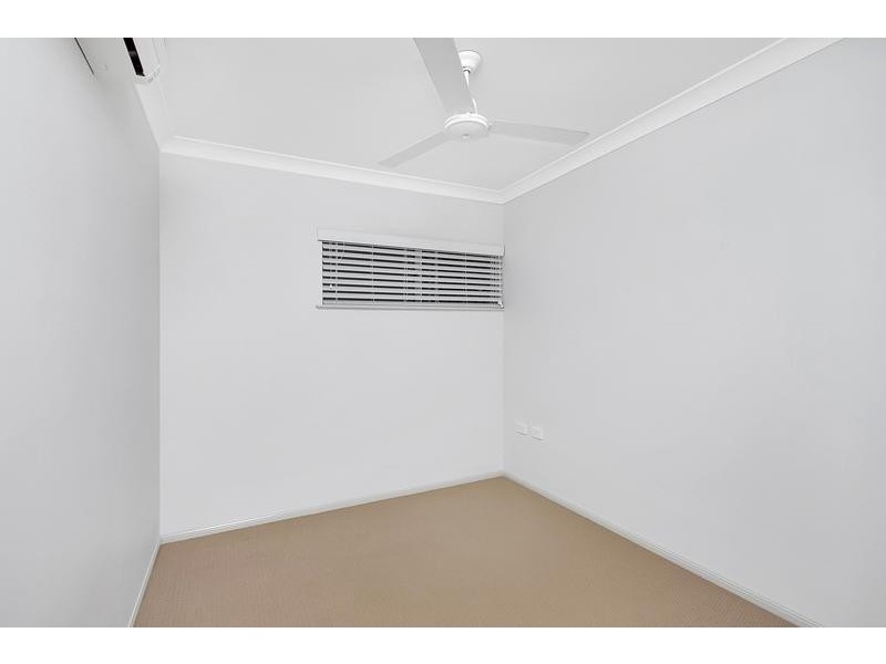 3/109 Callaghan St, Mooroobool QLD 4870