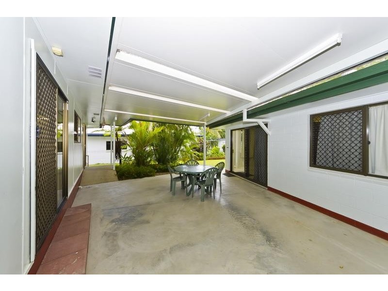 19 Augustus Street, Mooroobool QLD 4870