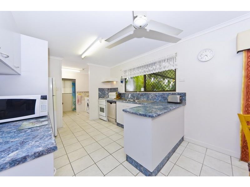 19 Augustus Street, Mooroobool QLD 4870