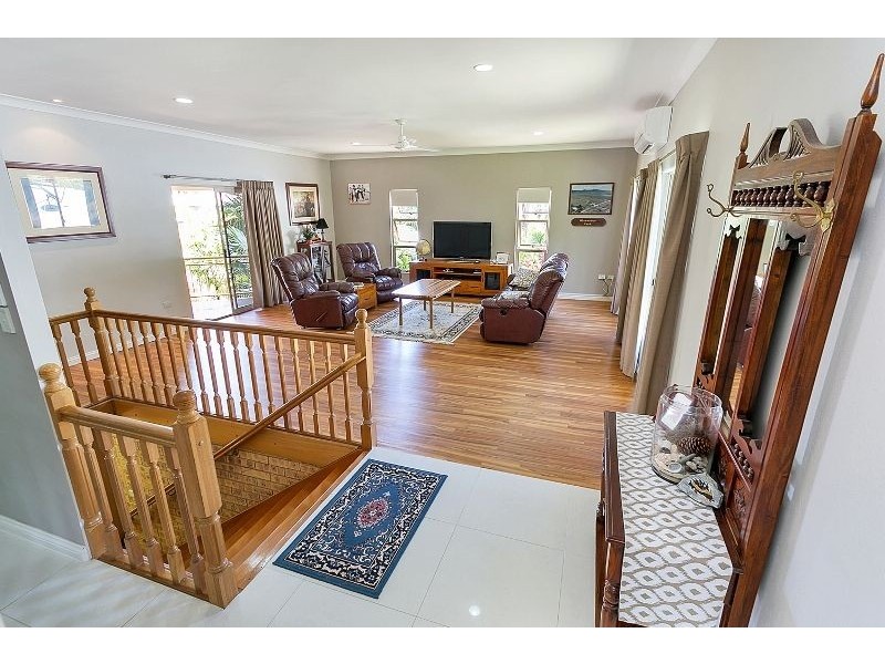 5 Wren Court, Bayview Heights QLD 4868
