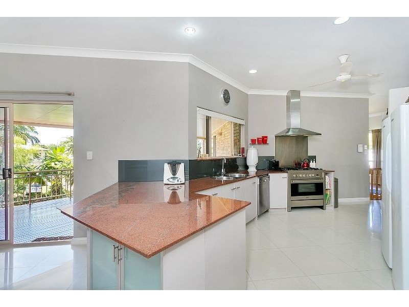 5 Wren Court, Bayview Heights QLD 4868
