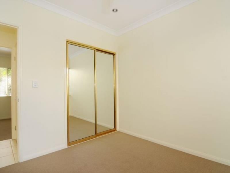 22 Chesterfield Close, Brinsmead QLD 4870