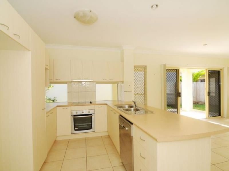 22 Chesterfield Close, Brinsmead QLD 4870