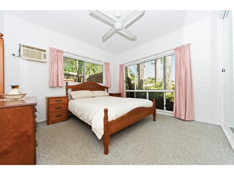 3 Summer Hill Drive, Mooroobool QLD 4870