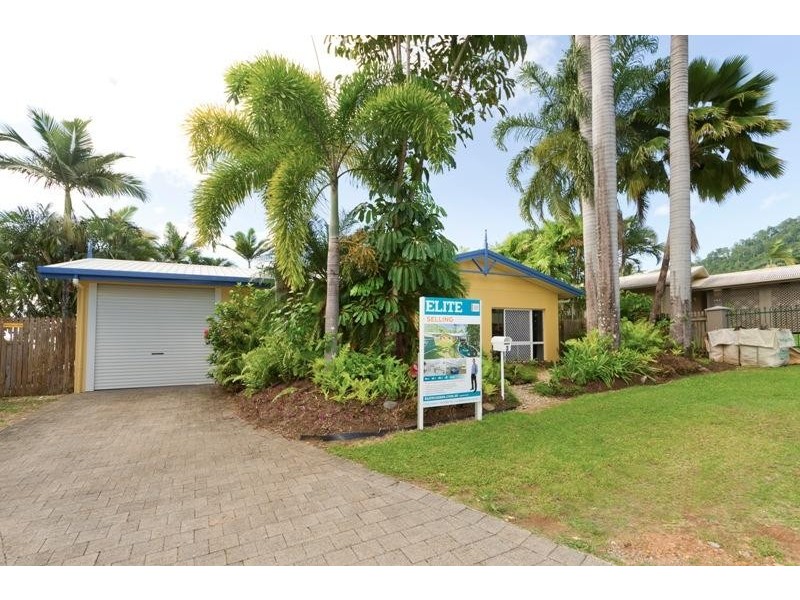 3 Summer Hill Drive, Mooroobool QLD 4870