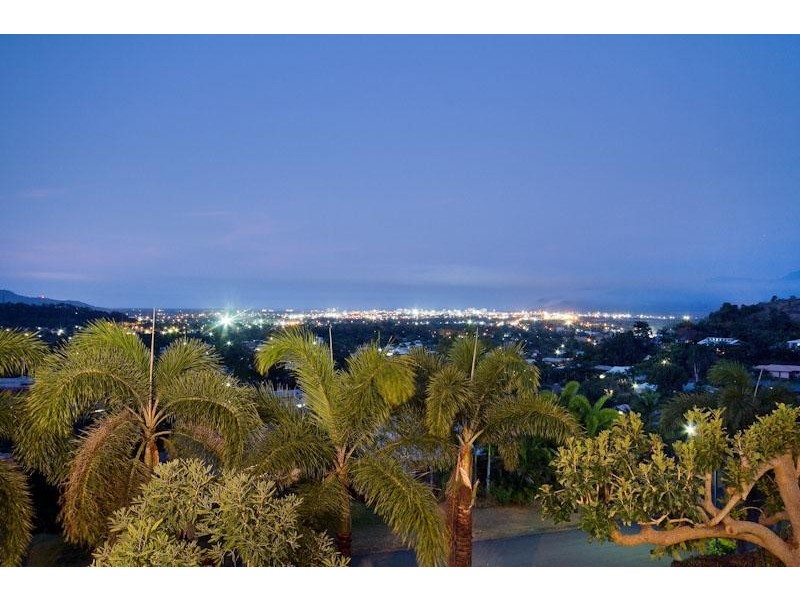 23 Gouldian Street, Bayview Heights QLD 4868