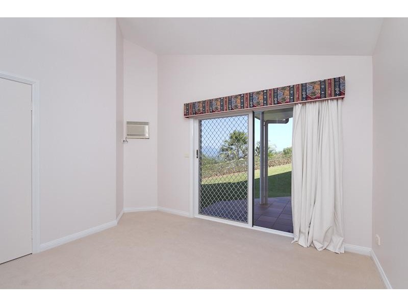 23 Gouldian Street, Bayview Heights QLD 4868