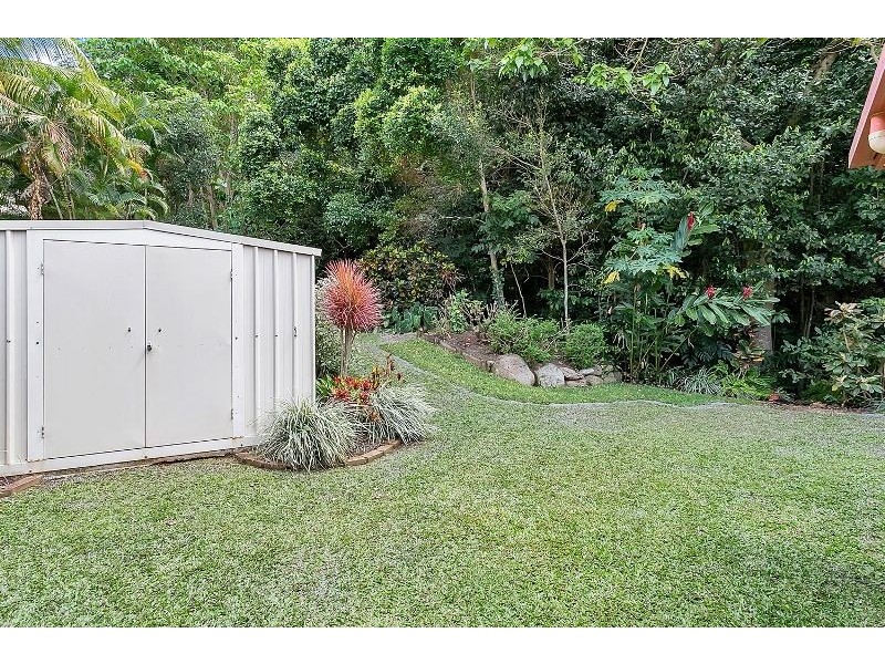 11 Olfersia Court, Mooroobool QLD 4870