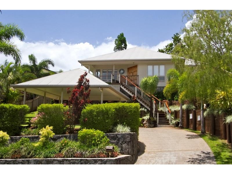 19 Guthrie Place, Bentley Park QLD 4869