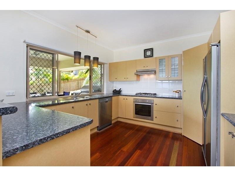 19 Guthrie Place, Bentley Park QLD 4869