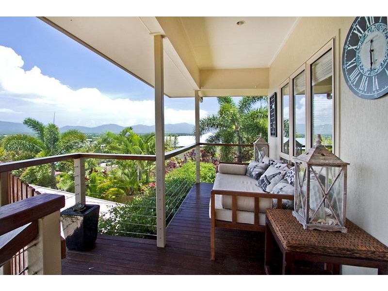 19 Guthrie Place, Bentley Park QLD 4869