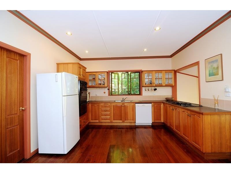 11 Fulton Close, Whitfield QLD 4870