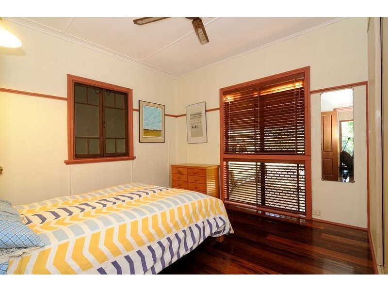 11 Fulton Close, Whitfield QLD 4870