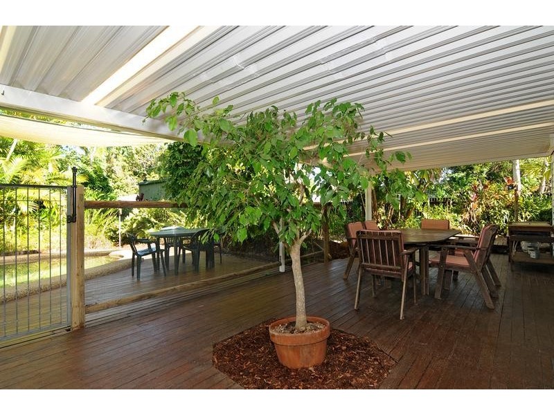 11 Fulton Close, Whitfield QLD 4870