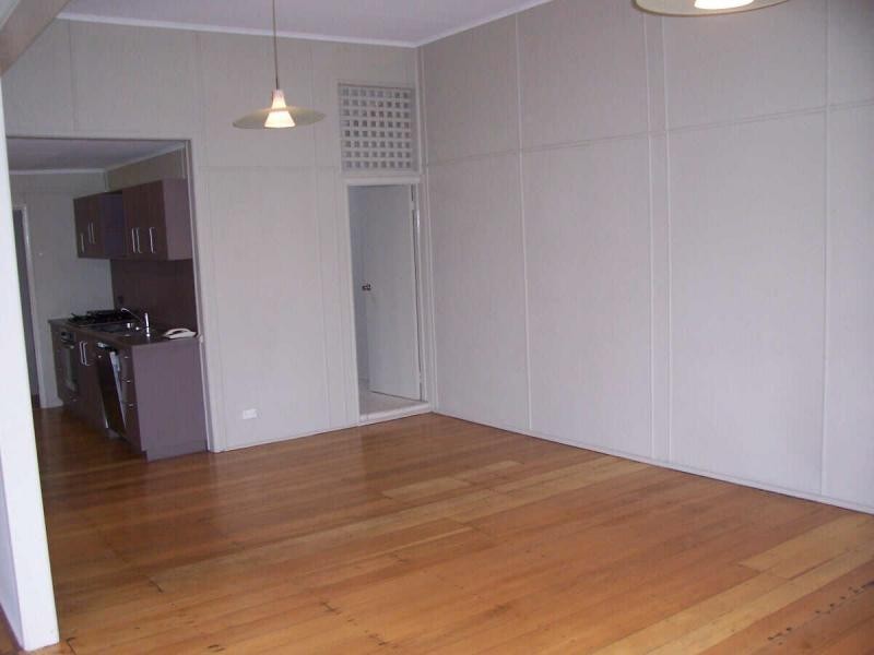 1/17 Queen Street, Parramatta Park QLD 4870