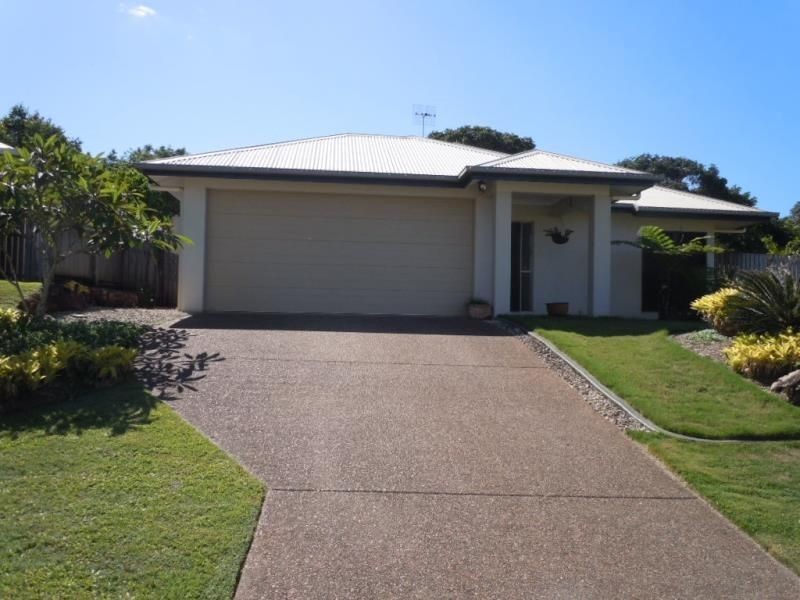 7 Tradewinds Close, Redlynch QLD 4870