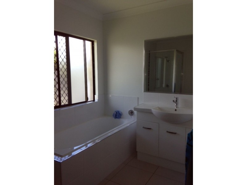 36 Moojeeba Way, Trinity Park QLD 4879