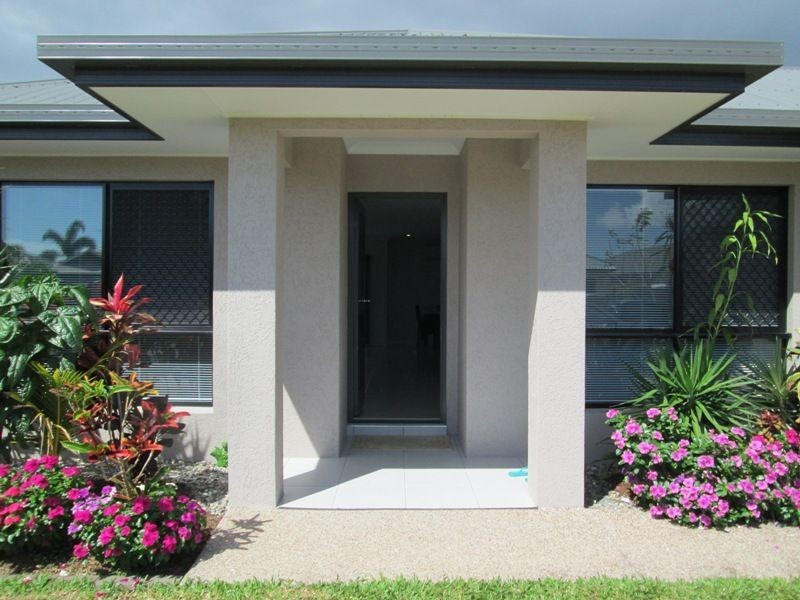 36 Moojeeba Way, Trinity Park QLD 4879