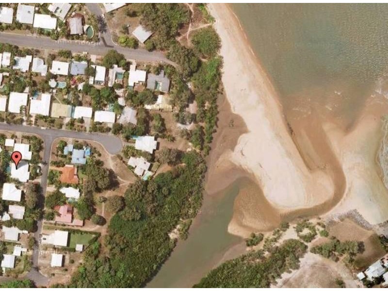 9 Gerbera Street, Holloways Beach QLD 4878