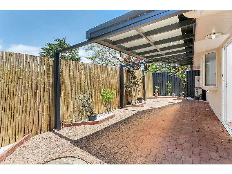 6/67 Digger Street, Cairns North QLD 4870