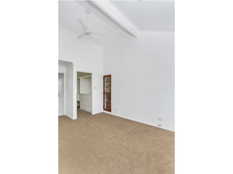 6/67 Digger Street, Cairns North QLD 4870