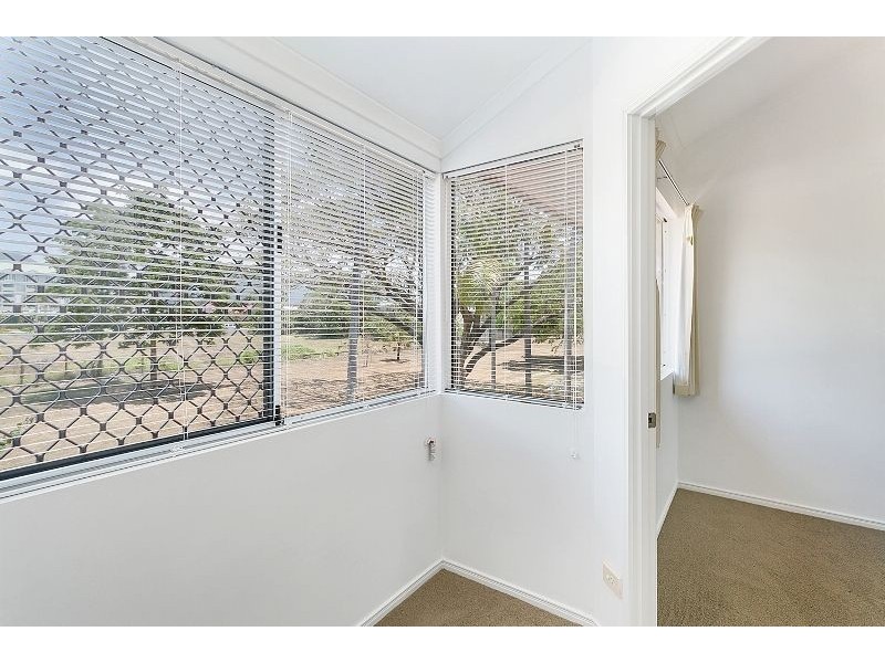 6/67 Digger Street, Cairns North QLD 4870