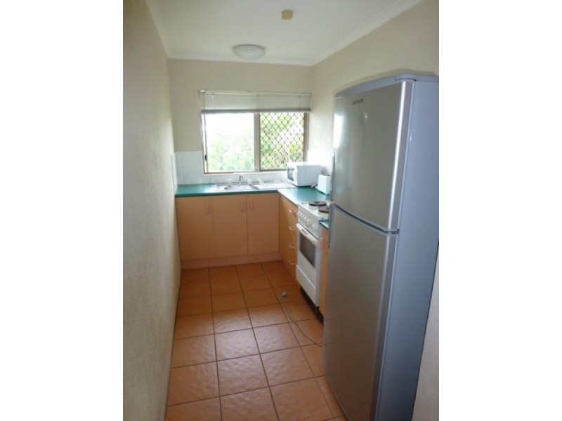 8/22 Barrett Street, Bungalow QLD 4870