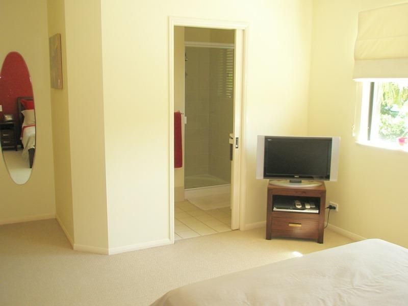 9/24 Old Smithfield Road, Freshwater QLD 4870