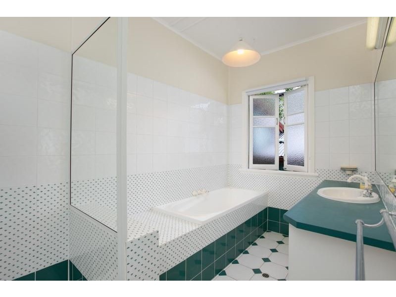 28 Dalziel Street, Stratford QLD 4870