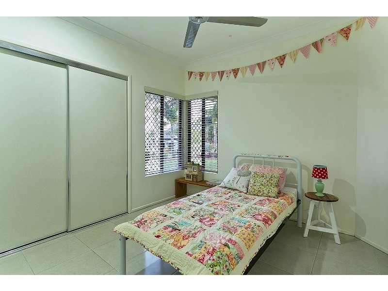 17 Derrick Street, Redlynch QLD 4870