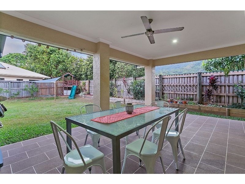 17 Derrick Street, Redlynch QLD 4870